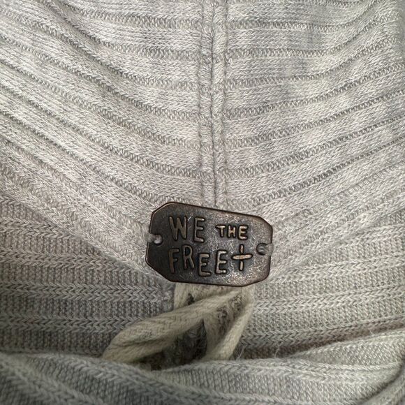 WE THE FREE PEOPLE women's size medium M Lover Split back ribbed oversized top - Picture 13 of 14